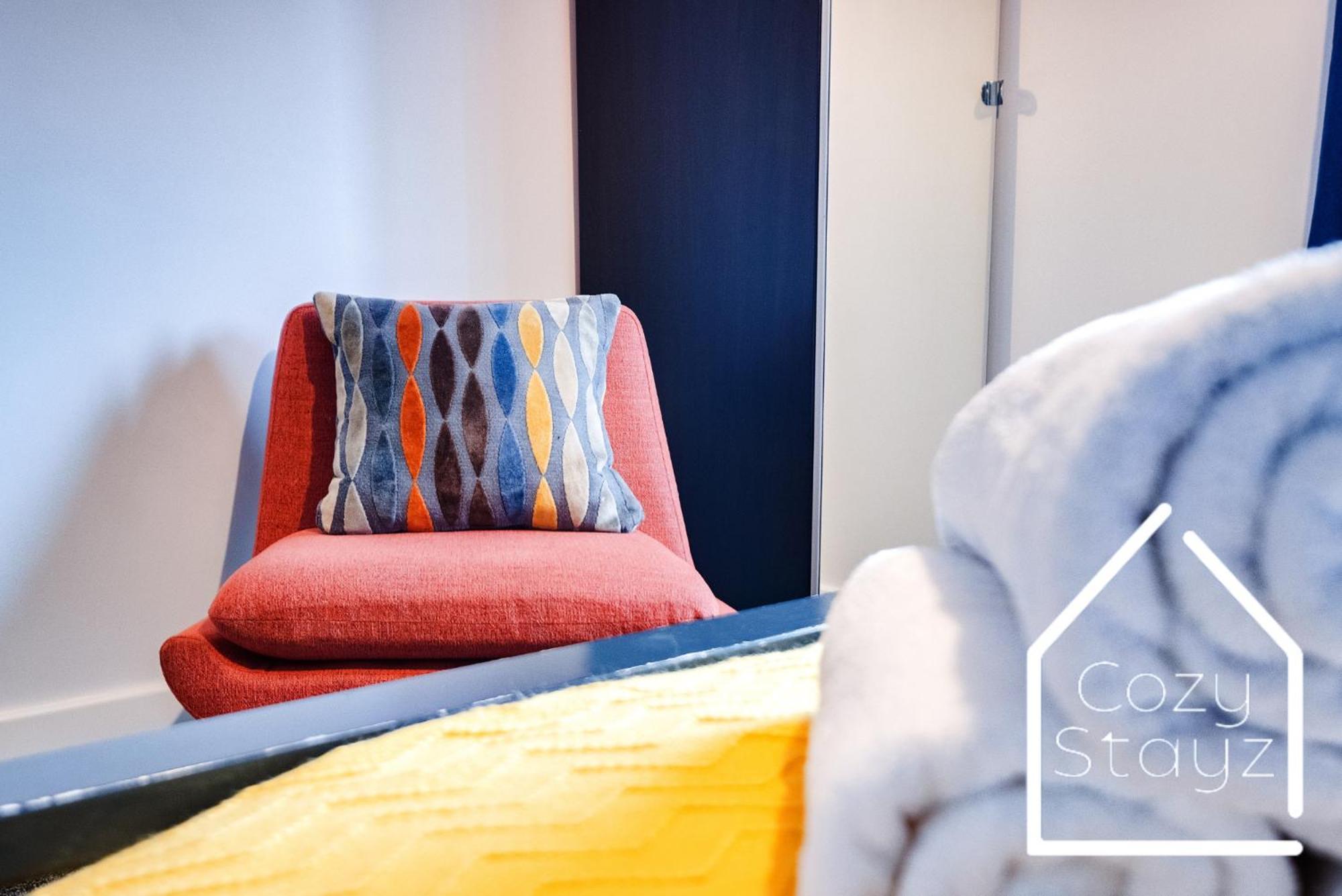 Spacious 2 Bedroom With Private Parking In Centre Birmingham